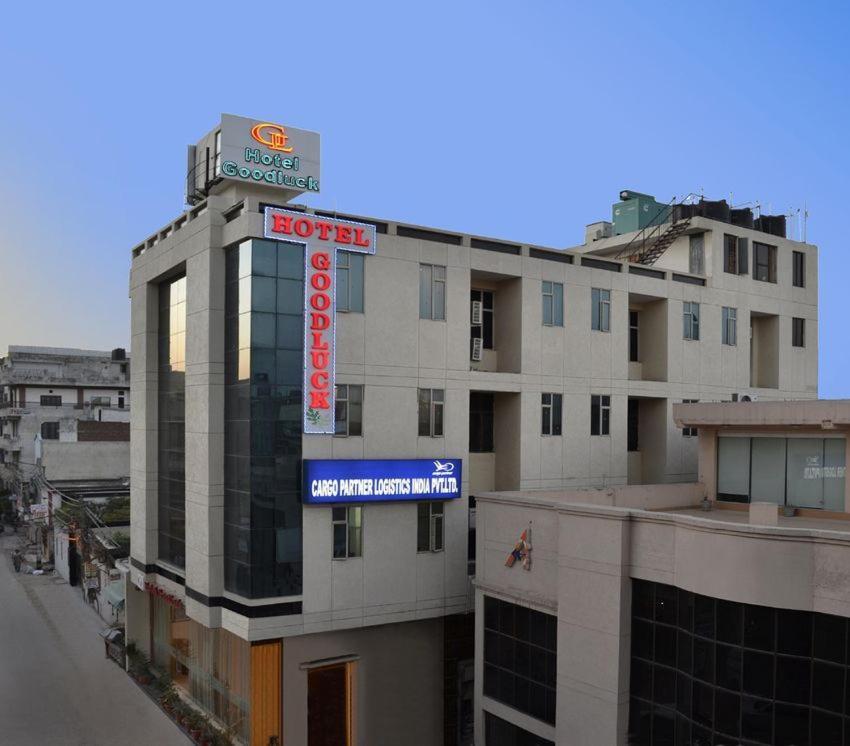 Airport Hotel Goodluck นิวเดลี ภายนอก รูปภาพ